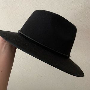 Urban Outfitters black hat